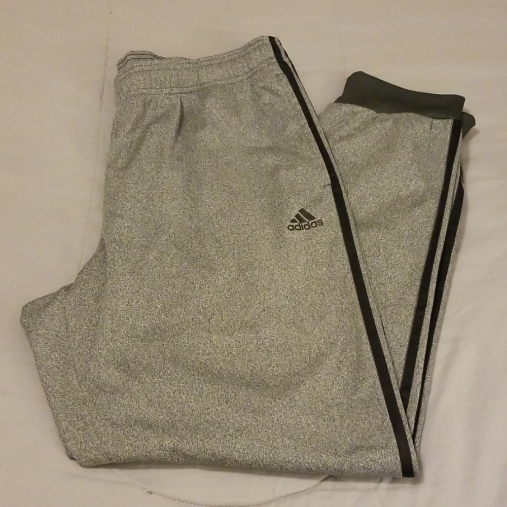ADIDAS ESSENTIALS 3-STRIPES TAPERED TRICOT PANTS
